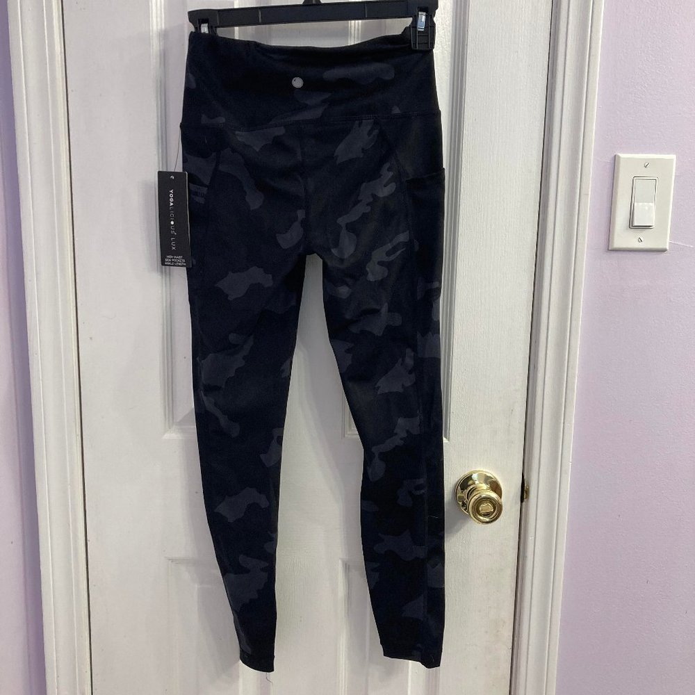 Yogalicious Womens Camo High Waist Ankle Leggings - Picture 2 of 3